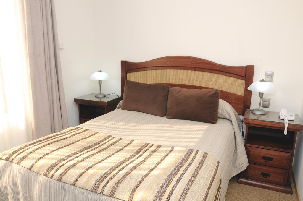 Hotel Ontiveros San Fernando Extérieur photo